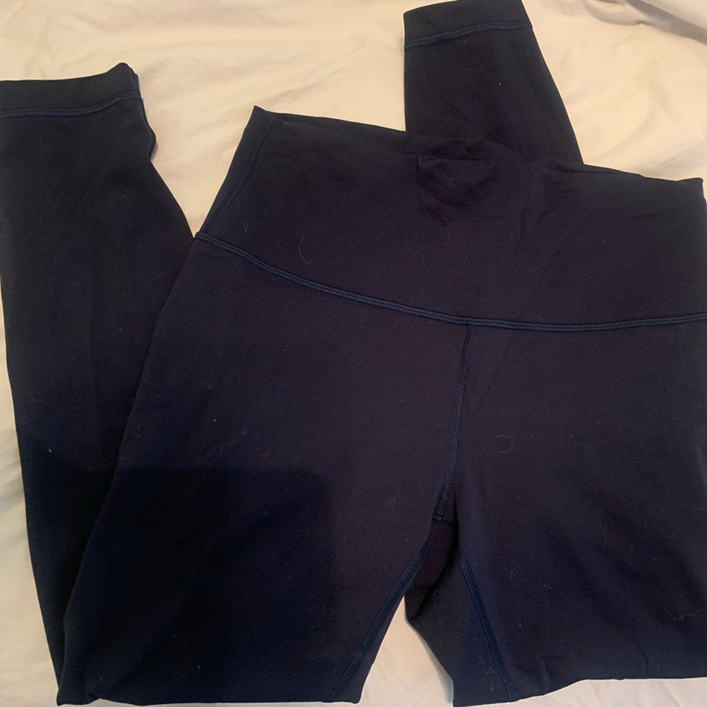 LULULEMON TRUE NAVY WUNDER UNDERS